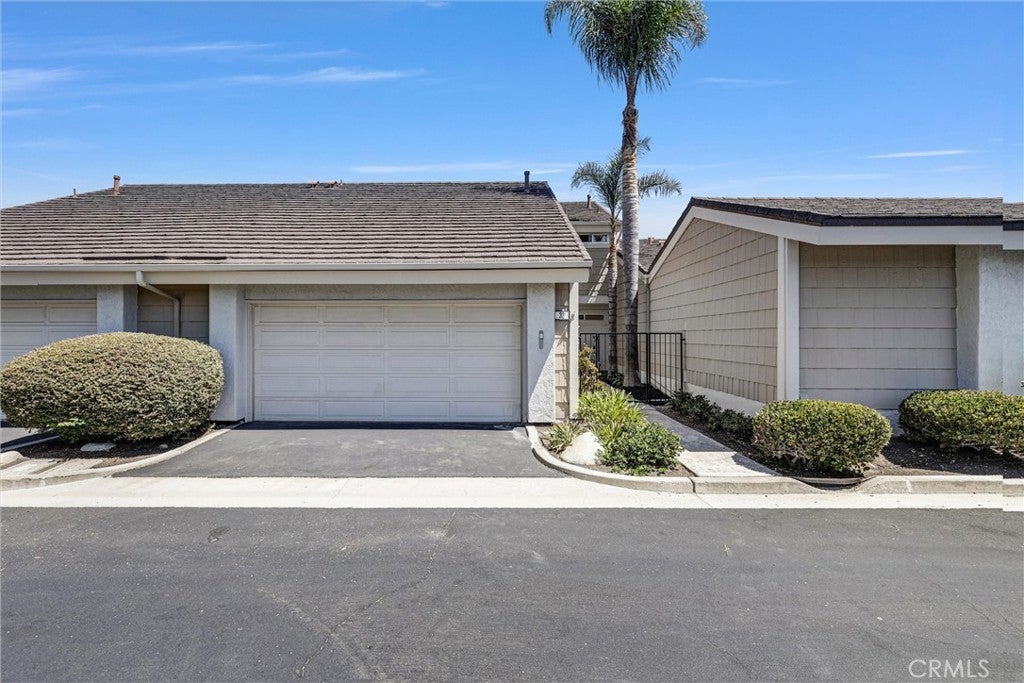 Photo of Listing #OC25194615