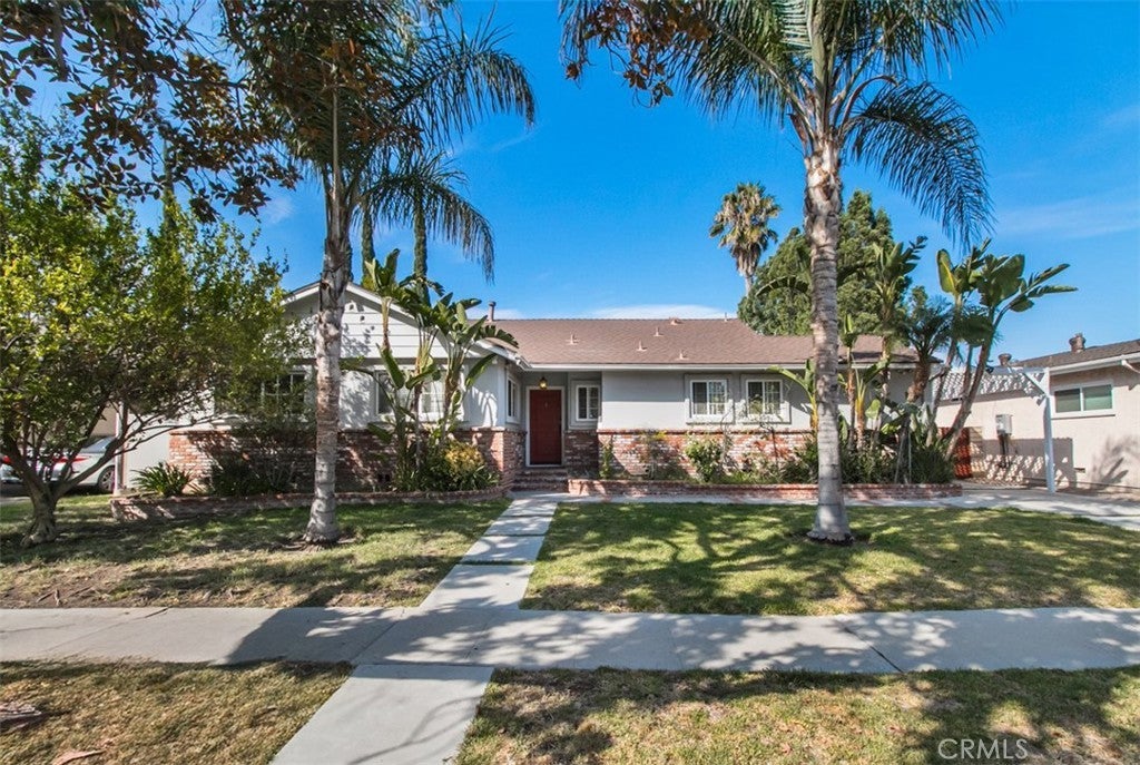 Photo of Listing #SR25194062