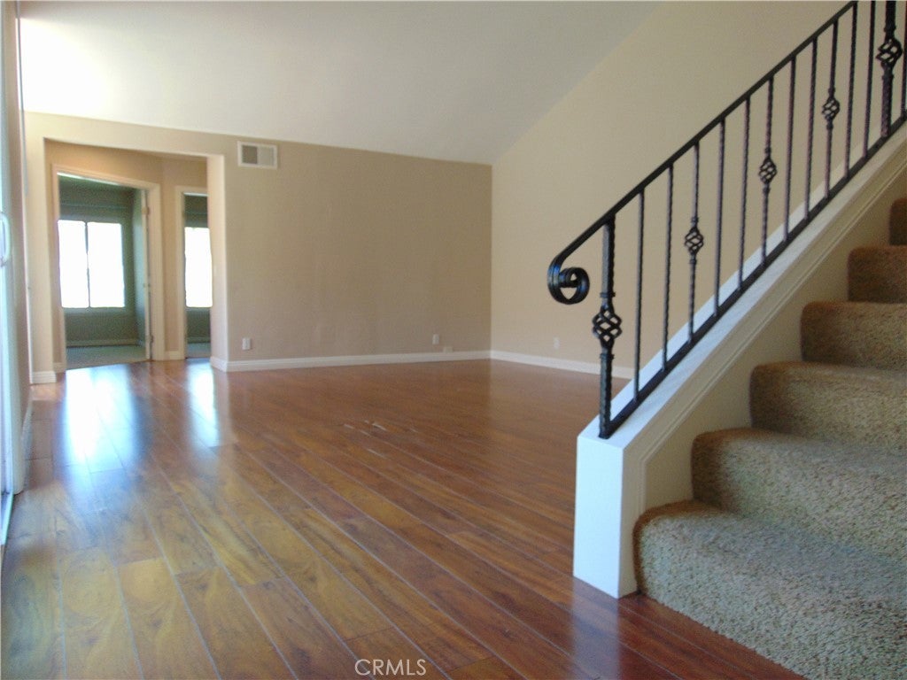 Photo of Listing #OC25195489