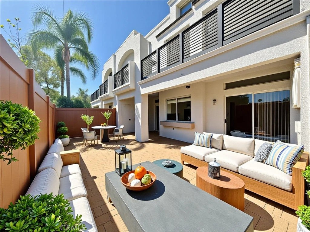 Photo of Listing #OC25194612