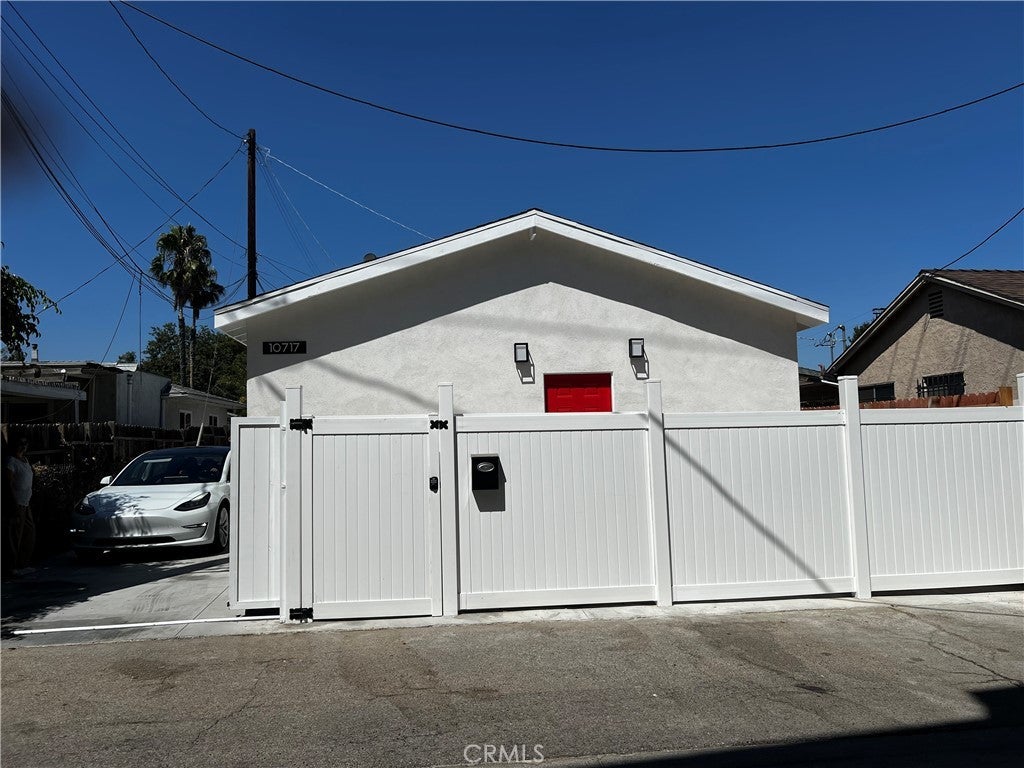 Photo of Listing #SR25196582