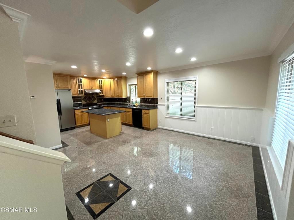 Photo of Listing #225004452