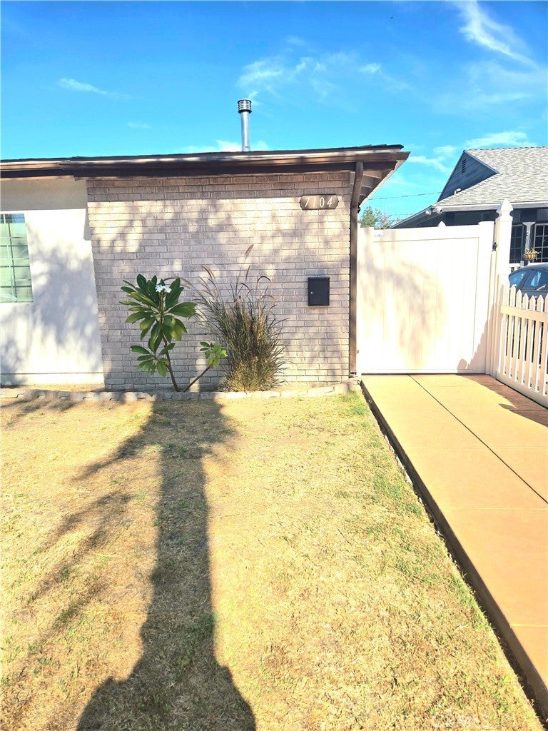 Photo of Listing #SR25196906