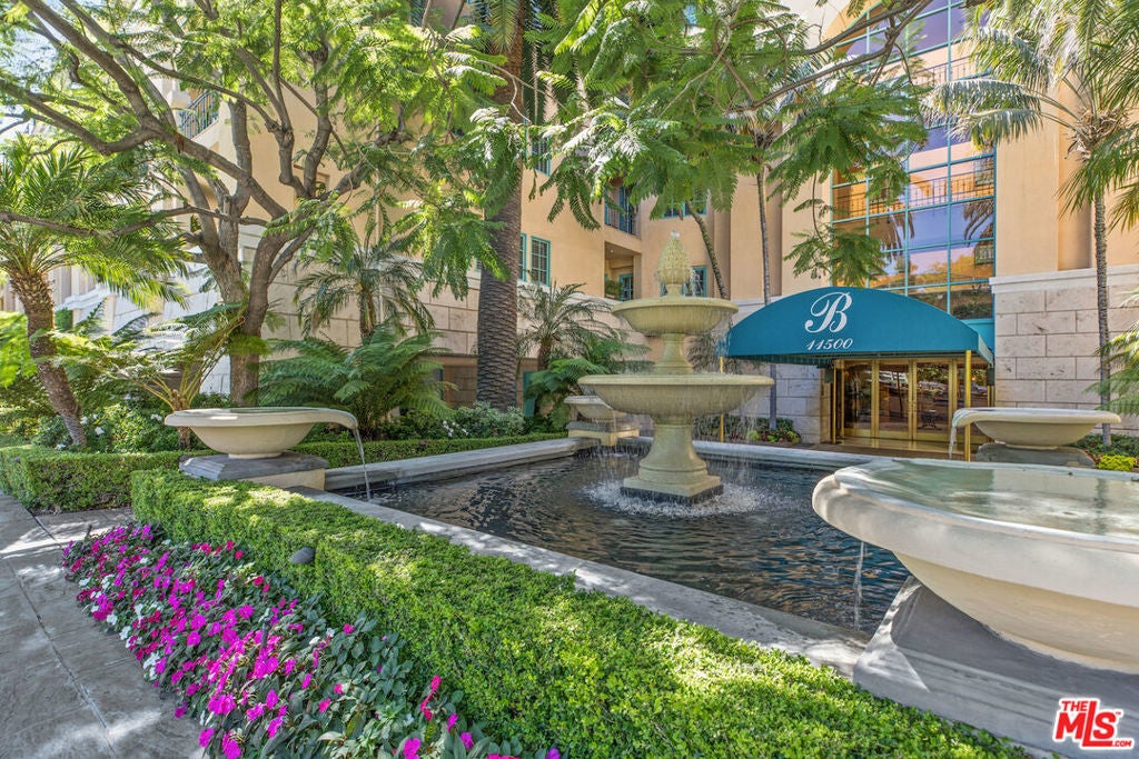 Photo of Listing #25583471