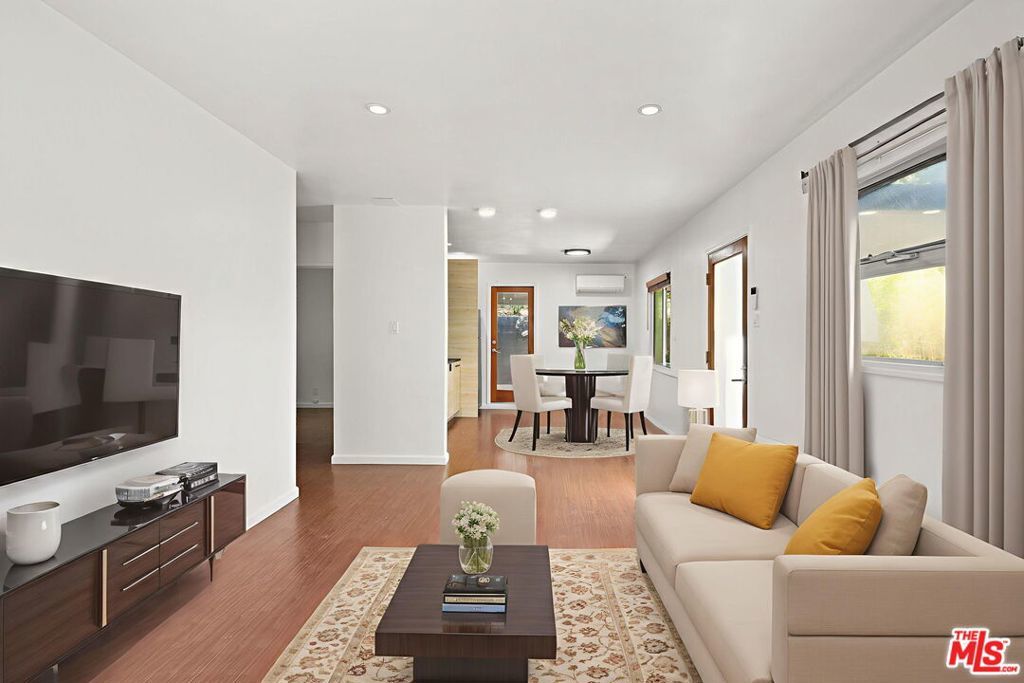 Photo of Listing #25581823