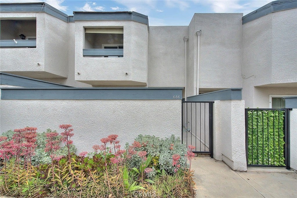 Photo of Listing #TR25197440