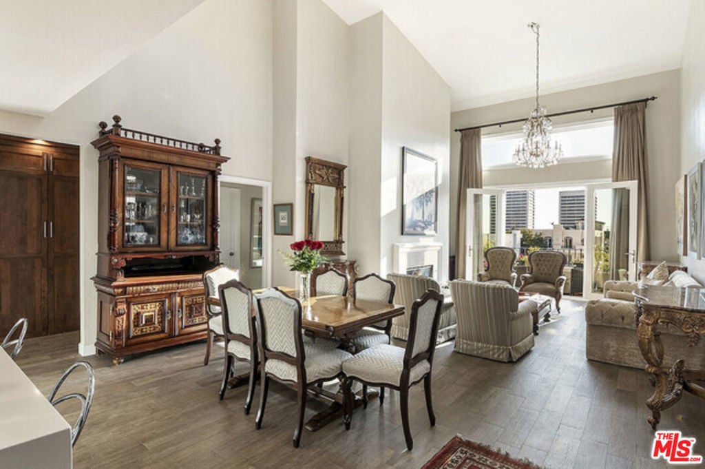 Photo of Listing #25586549