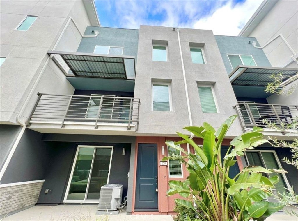 Photo of Listing #OC25196833