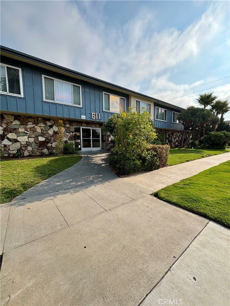 Photo of Listing #IV25185204