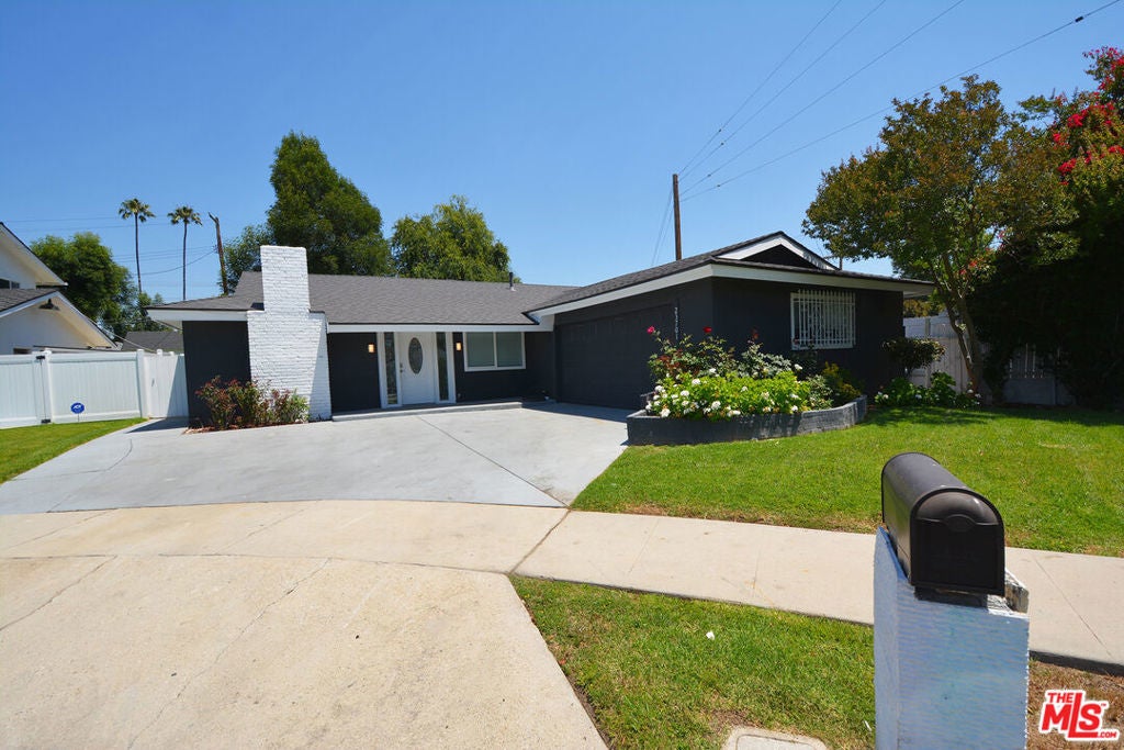 Photo of Listing #25586781