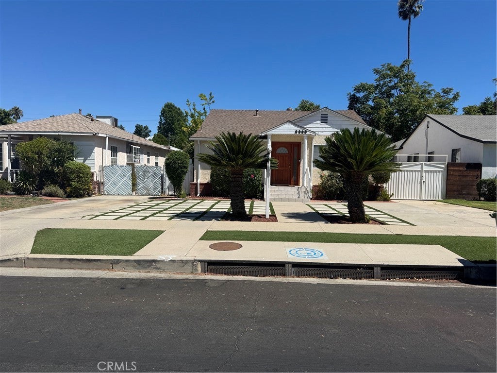 Photo of Listing #SR25198139