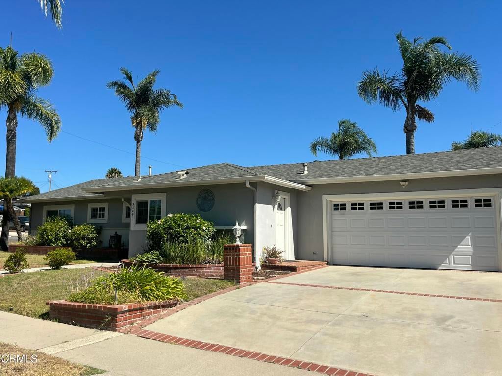 Photo of Listing #V1-32149