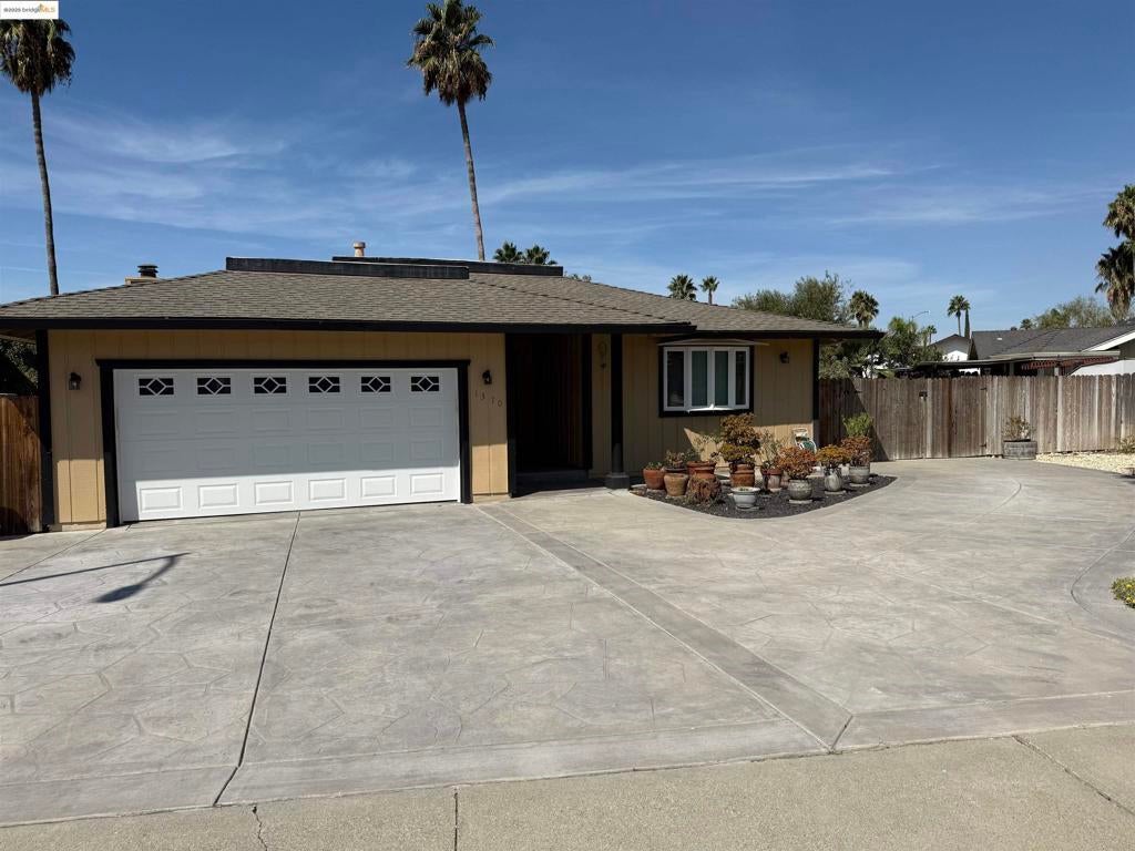 Photo of Listing #41110351