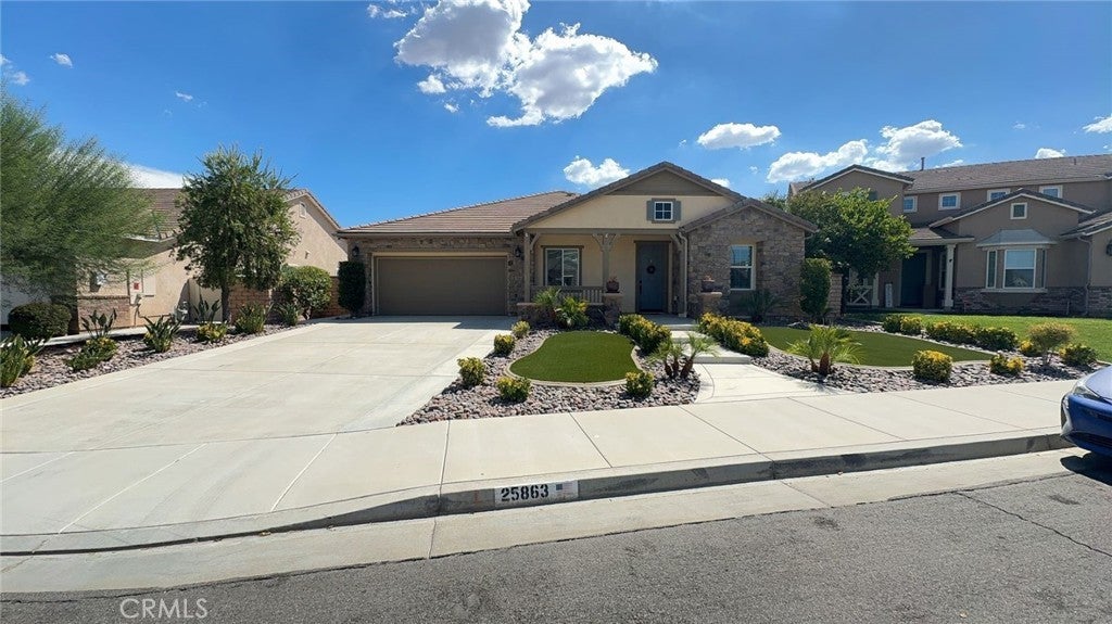 Photo of Listing #IV25199564