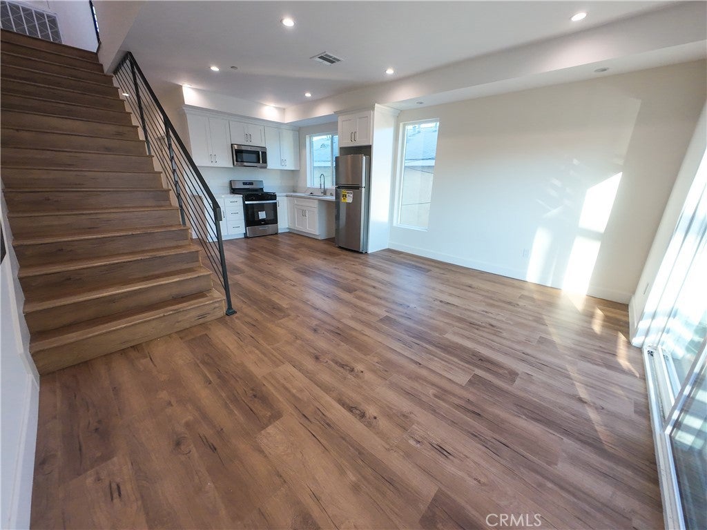 Photo of Listing #PW25199812