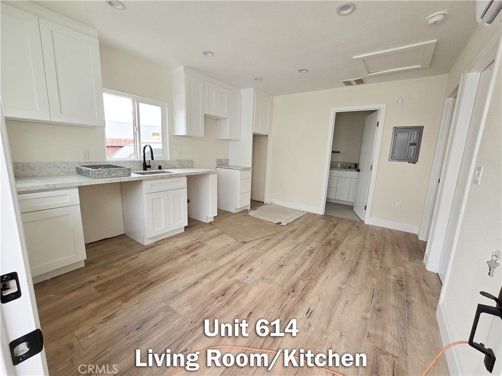 Photo of Listing #PW25199840