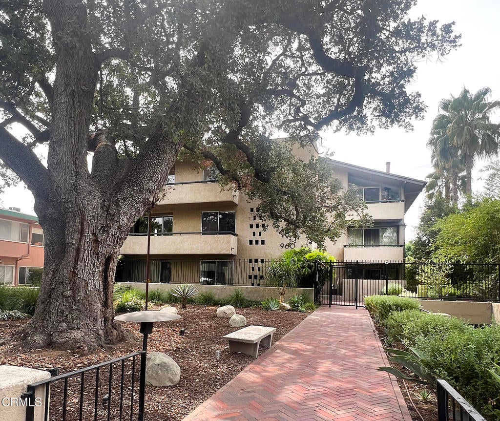 Photo of Listing #P1-23964