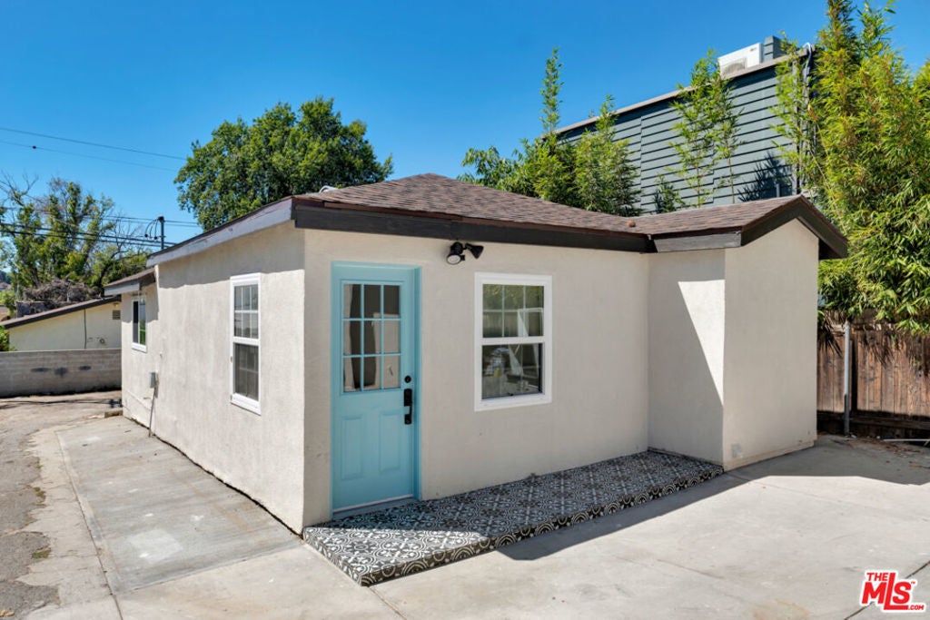 Photo of Listing #25588117