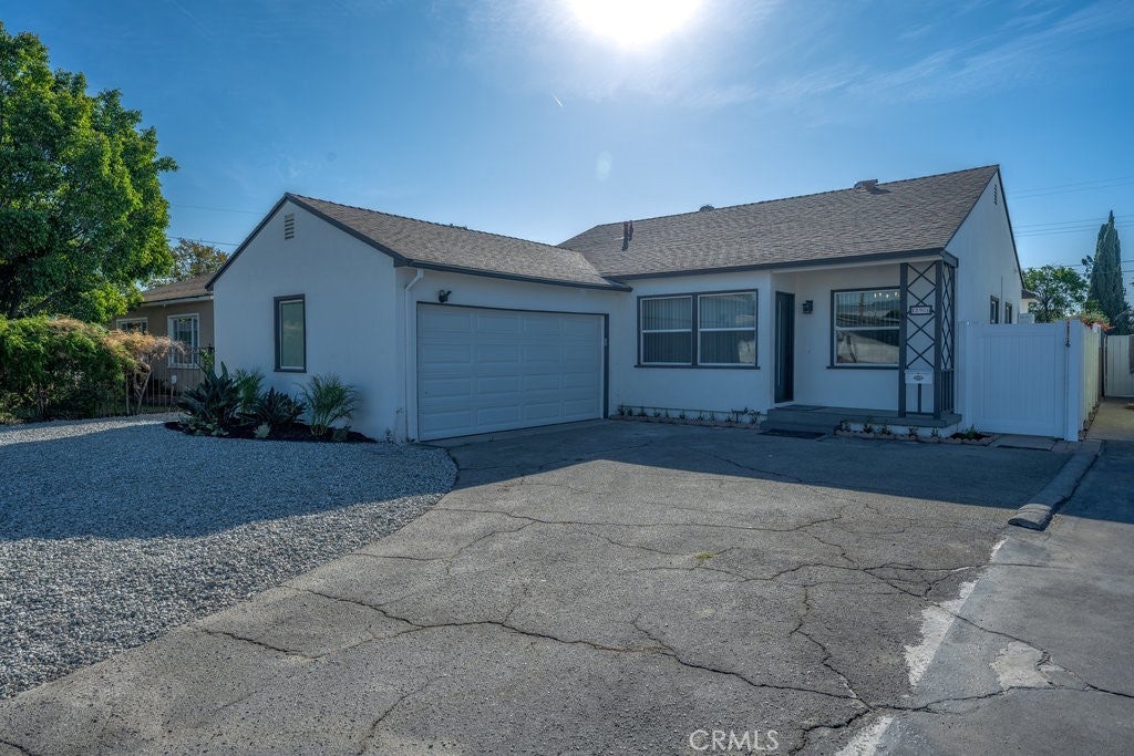 Photo of Listing #SR25198993