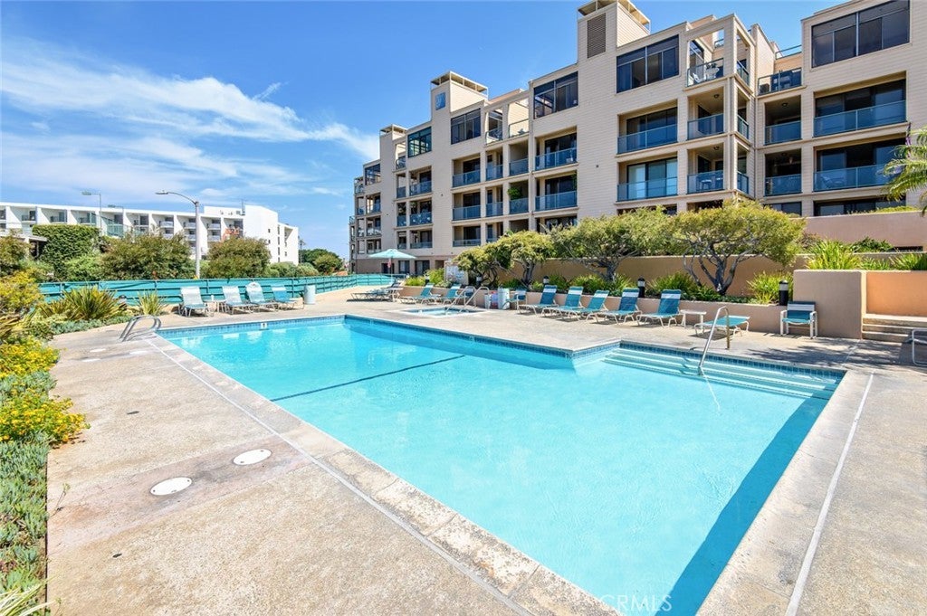 Photo of Listing #SB25199720