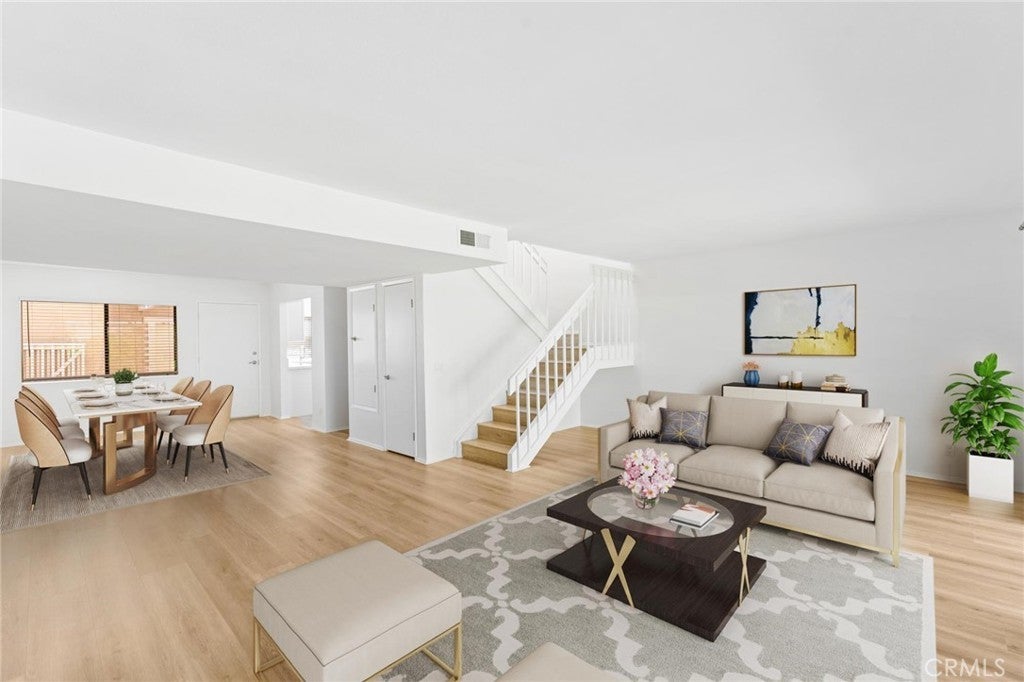 Photo of Listing #PW25197518