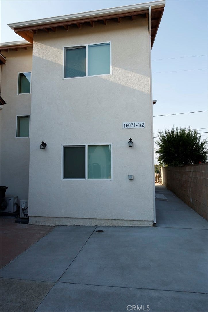 Photo of Listing #PW25200423