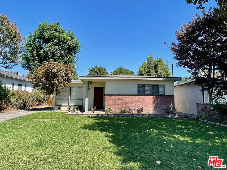 Photo of Listing #25588413