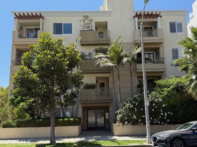 Photo of Listing #OC25203402