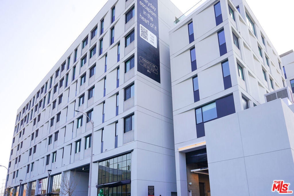 Photo of Listing #25589591