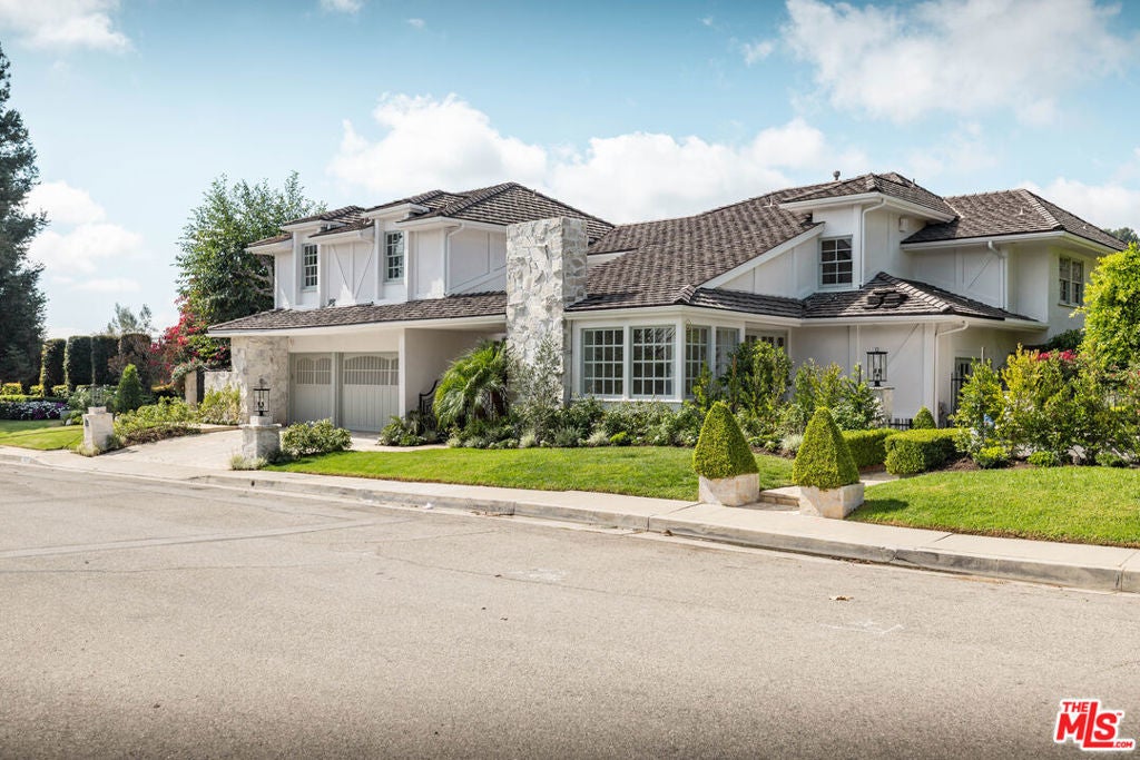 Photo of Listing #25584187