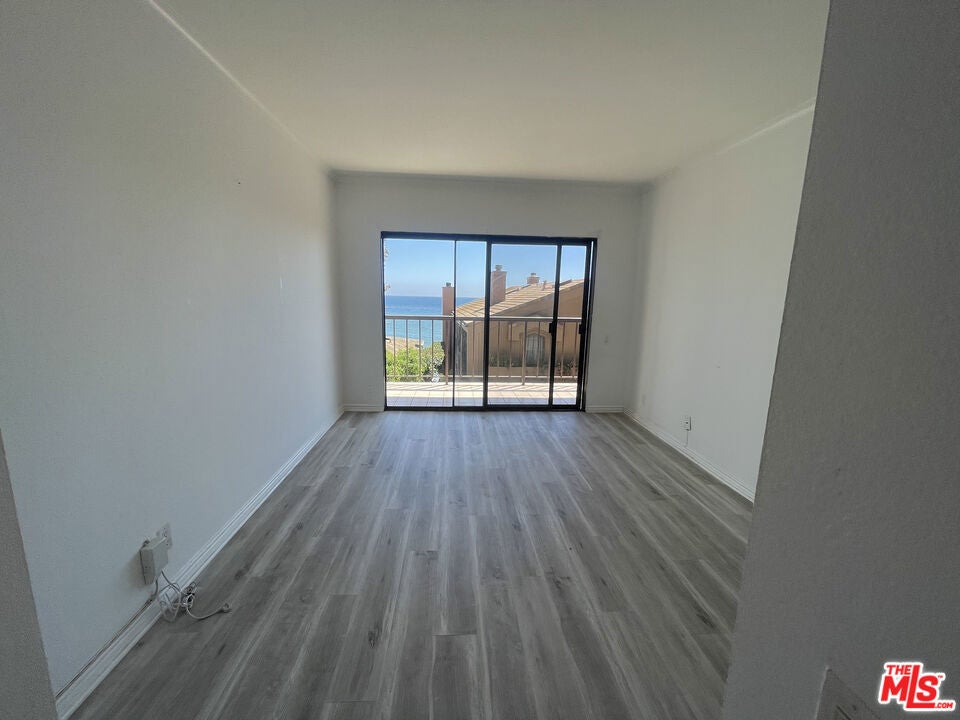 Photo of Listing #25589985