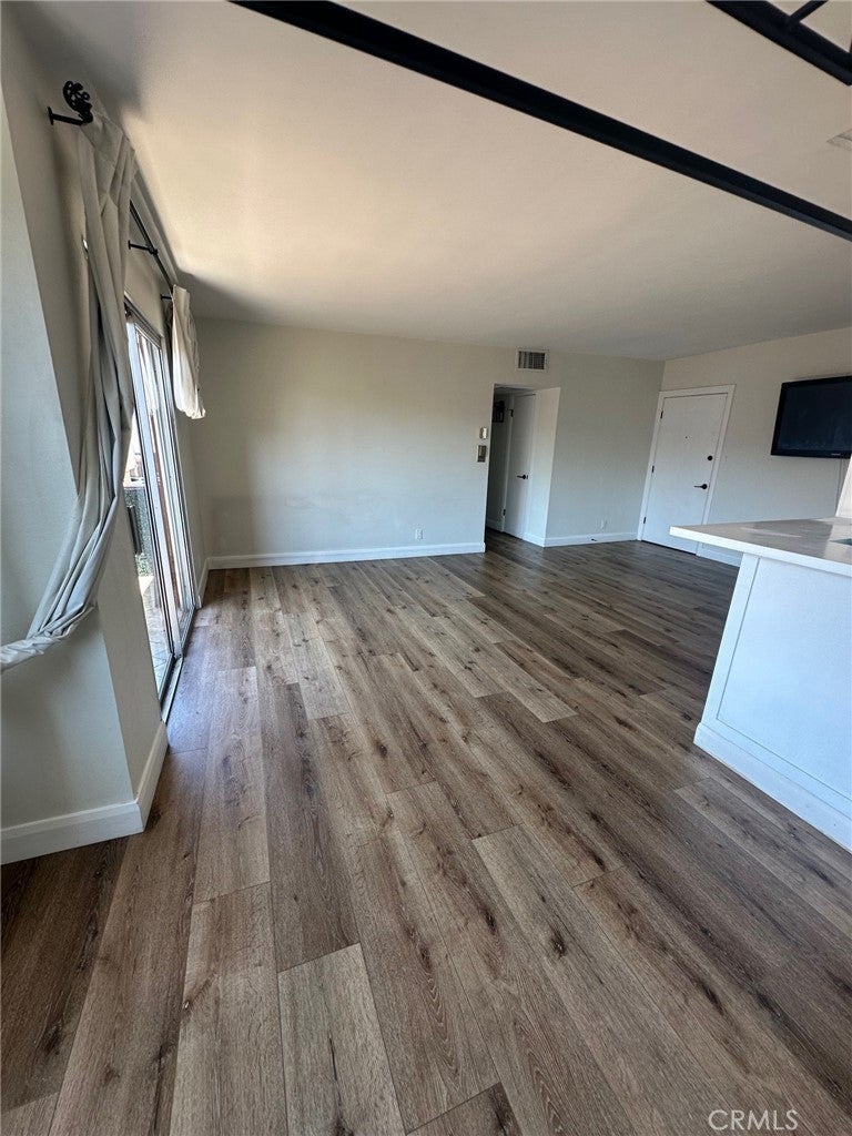 Photo of Listing #SR25208628