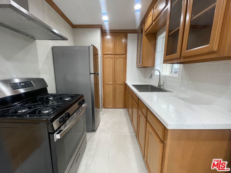 Photo of Listing #25589915