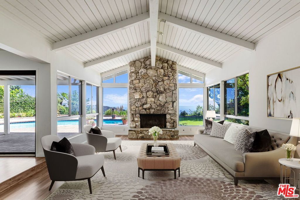 Photo of Listing #25586523