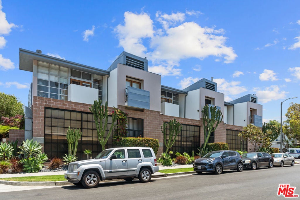 Photo of Listing #25589465