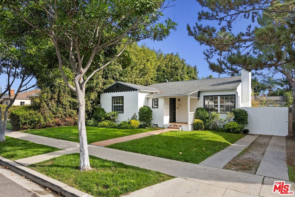 Photo of Listing #25590169