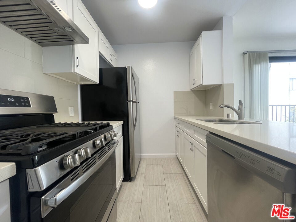 Photo of Listing #25590193