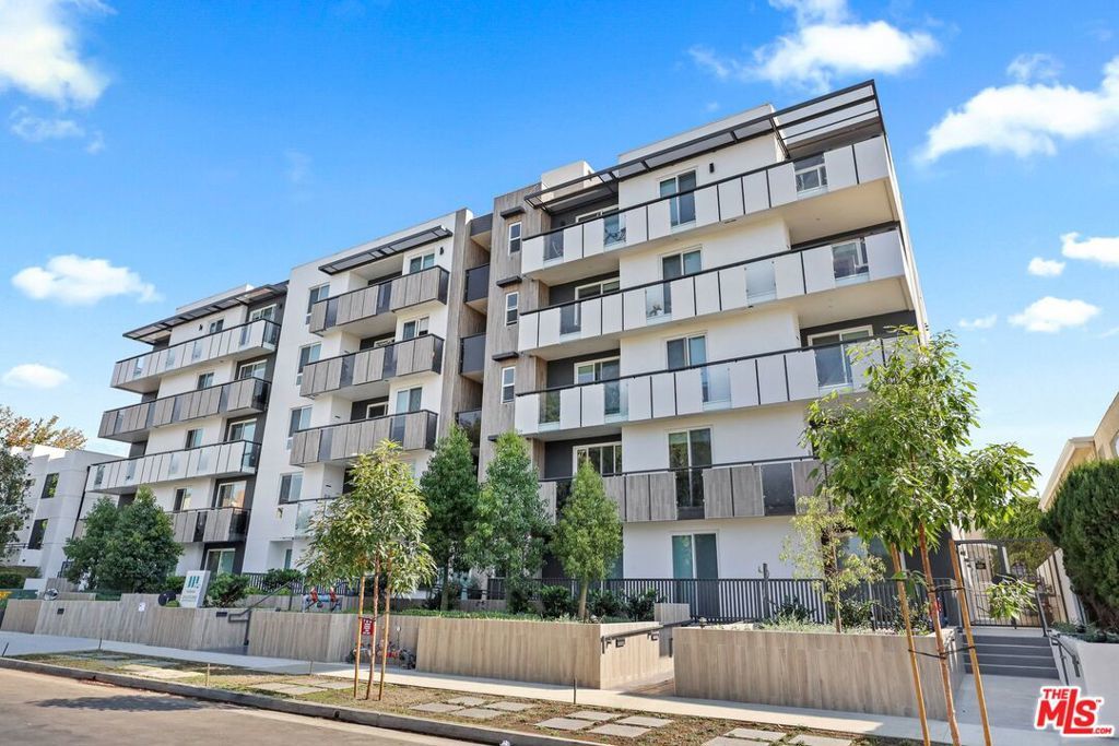 Photo of Listing #25590587