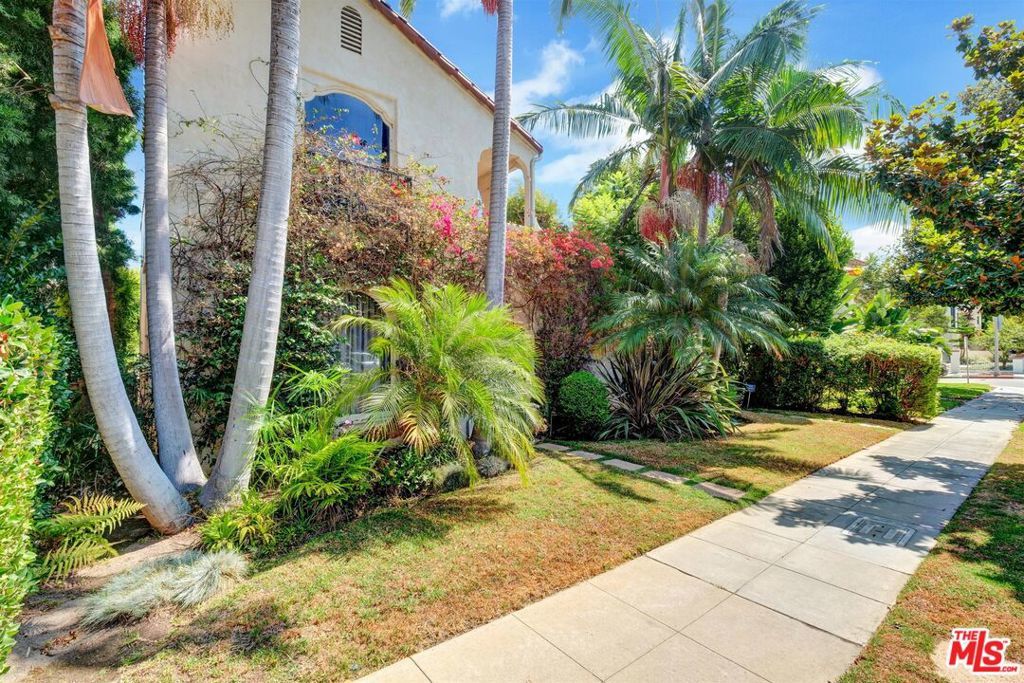 Photo of Listing #25590119