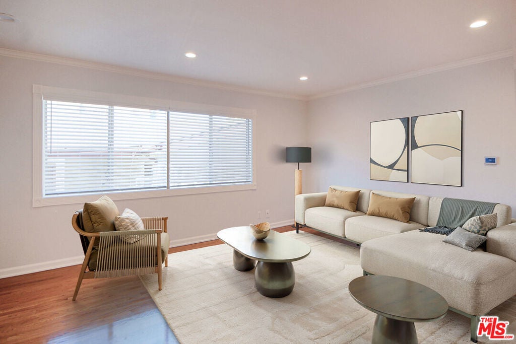 Photo of Listing #25590651