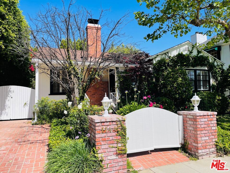 Photo of Listing #25590773