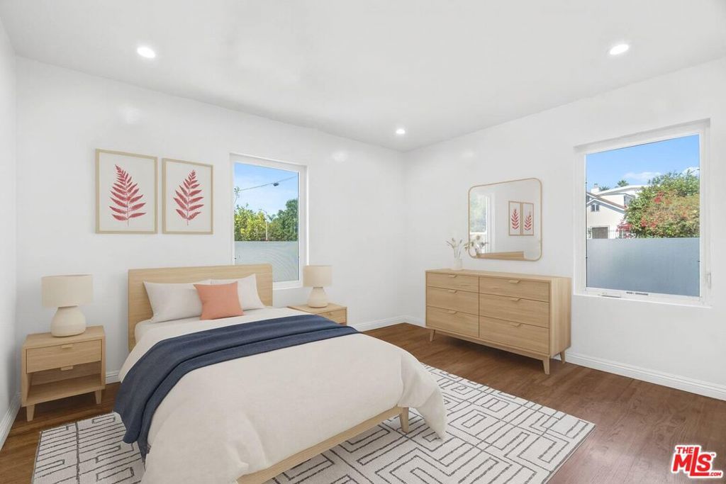 Photo of Listing #25590581