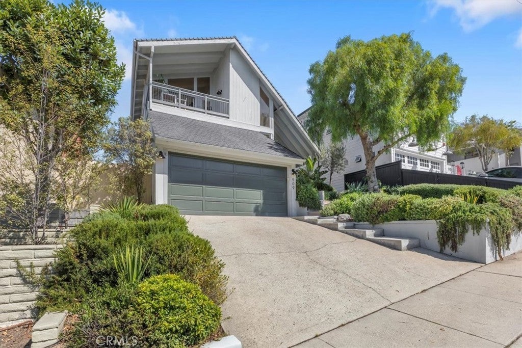 Photo of Listing #SB25204591