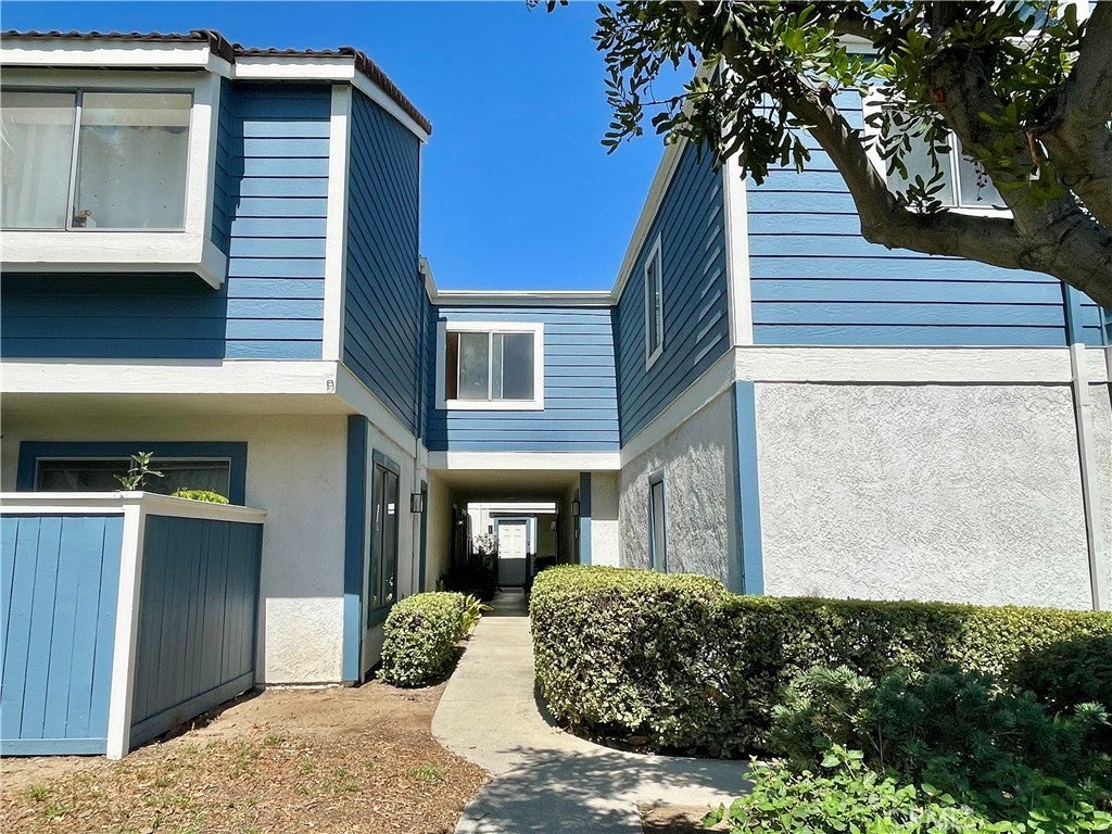 Photo of Listing #CV25216630