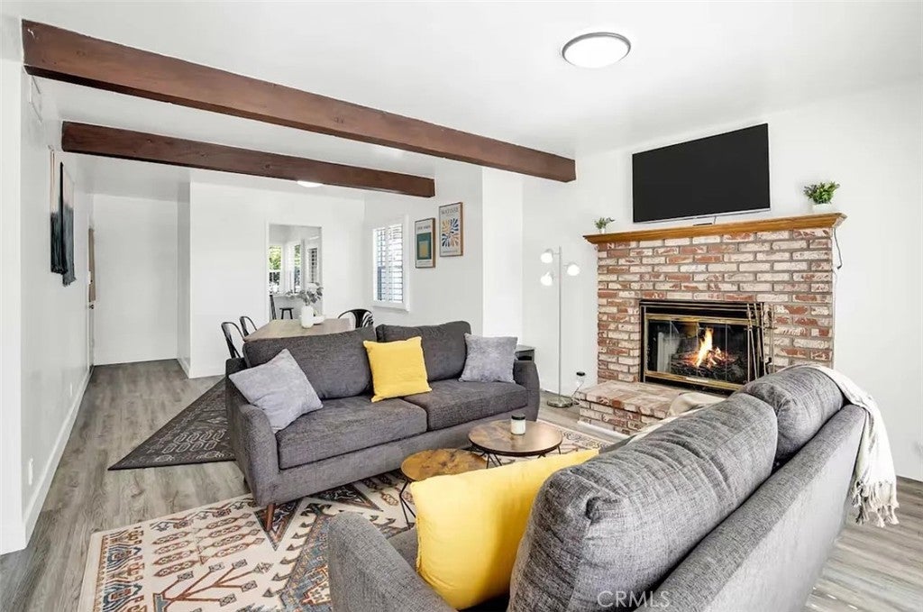 Photo of Listing #SR25214200