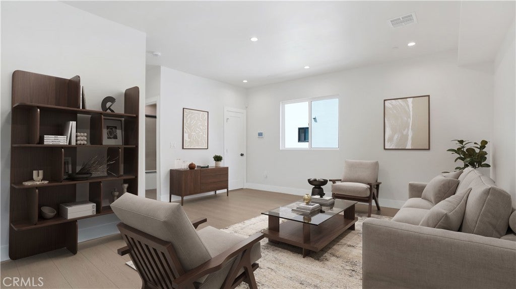 Photo of Listing #OC25217508