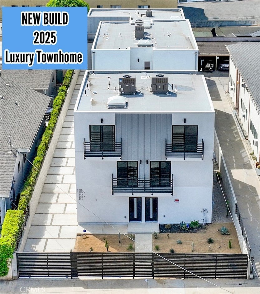 Photo of Listing #OC25218073