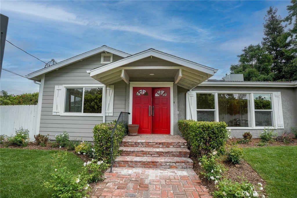 Photo of Listing #SR25217955