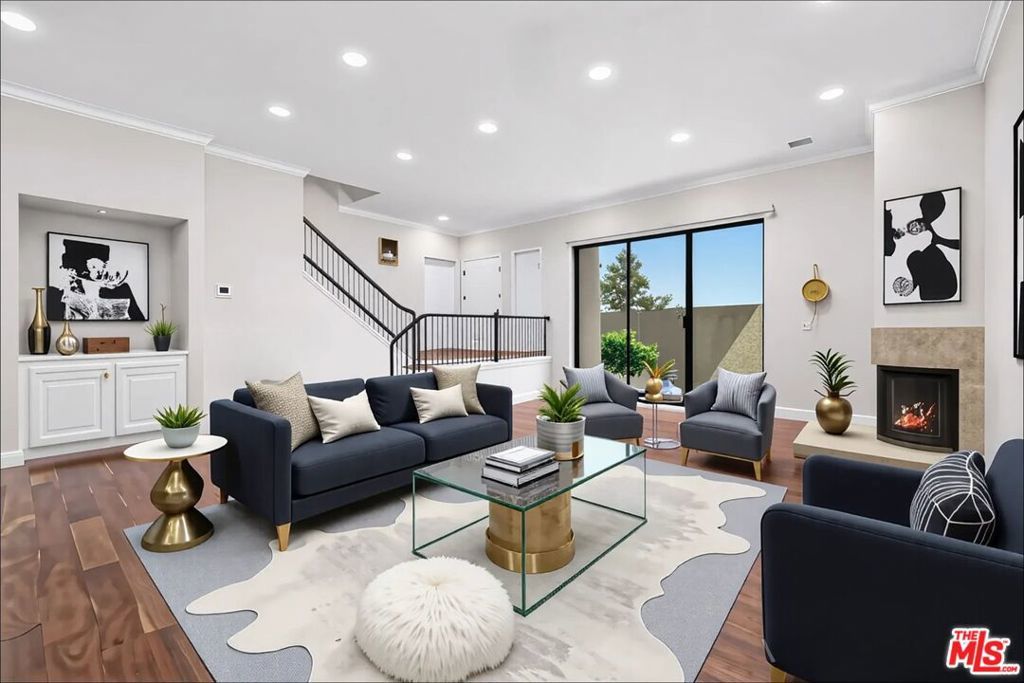 Photo of Listing #25593255