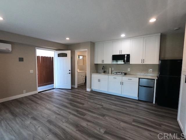 Photo of Listing #PTP2507116